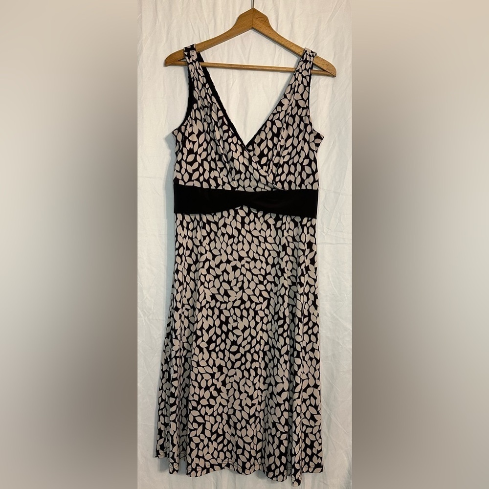 Kim Rogers Sleeveless Women’s Dress Size 16